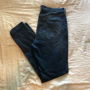 Old Navy Curvy Profile Mid Rise Distressed Jeans